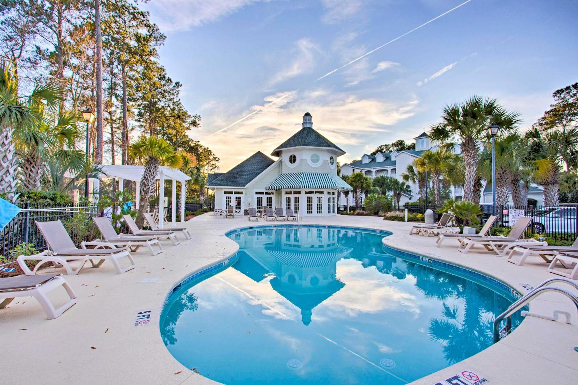 Myrtle Beach Golf Retreat With Balcony And Resort Pool Exterior photo